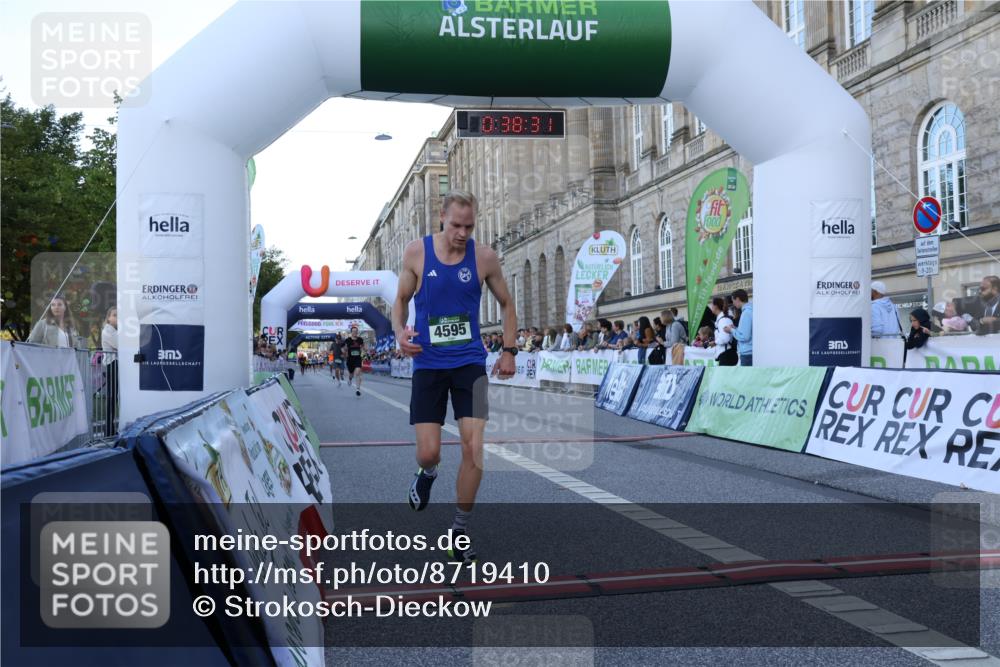 07.09.2025 - BARMER Alsterlauf Strokosch-Dieckow http://msf.ph/oto/8719410 07.09.2025 09:38:29 Ziel 2663, 4312, 4595, 4800, 4997, 6024 meine-sportfotos.de