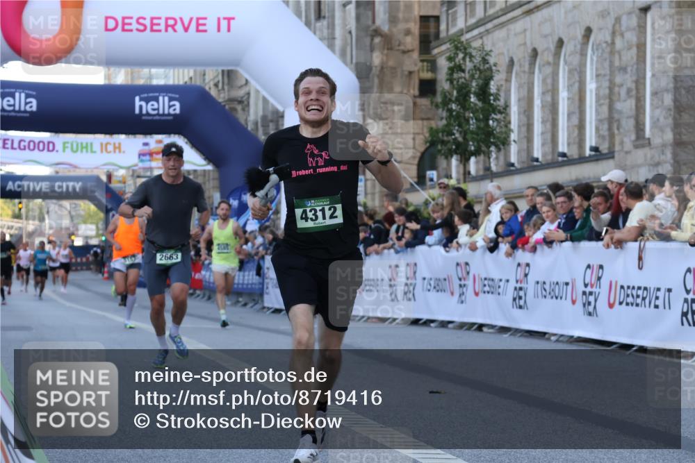 07.09.2025 - BARMER Alsterlauf Strokosch-Dieckow http://msf.ph/oto/8719416 07.09.2025 09:38:31 Ziel 2663, 4312, 4585, 4595, 5157, 6024 meine-sportfotos.de