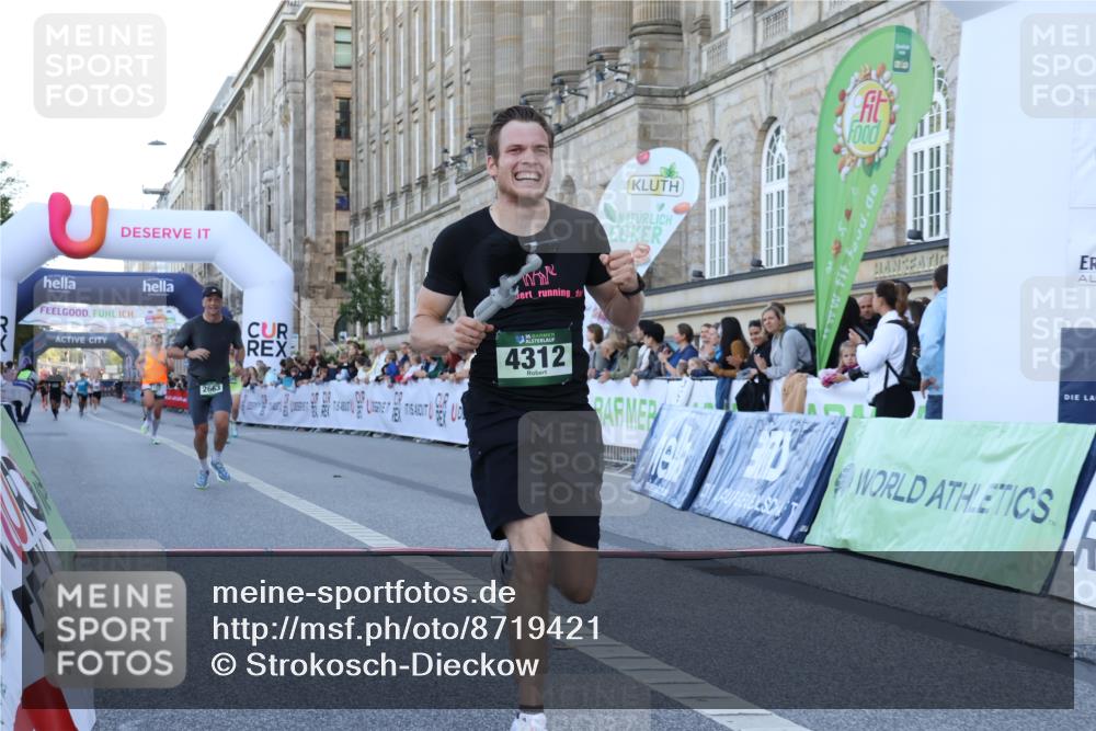 07.09.2025 - BARMER Alsterlauf Strokosch-Dieckow http://msf.ph/oto/8719421 07.09.2025 09:38:33 Ziel 2663, 4312, 4585, 4595, 5157, 6024 meine-sportfotos.de