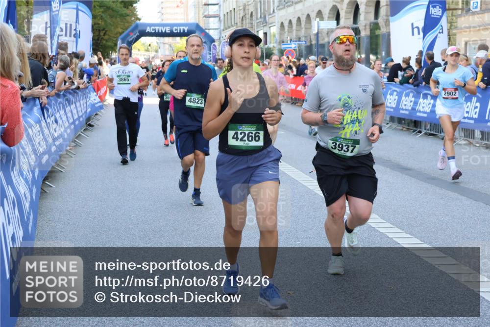 07.09.2025 - BARMER Alsterlauf Strokosch-Dieckow http://msf.ph/oto/8719426 07.09.2025 10:02:31 Ziel 2298, 2539, 2898, 3053, 3225, 3433, 3506, 3522, 3773, 3805, 3888, 4106, 4562, 4596, 4836, 5022, 5078, 5151, 5555, 5564, 5656, 5665, 5810, 5927, 5999, 6349, 8234, 8252, 8349, 8416, 8452 meine-sportfotos.de