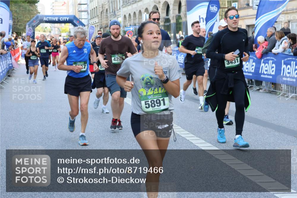 07.09.2025 - BARMER Alsterlauf Strokosch-Dieckow http://msf.ph/oto/8719466 07.09.2025 10:02:27 Ziel 2298, 2539, 3225, 3506, 3522, 3682, 3683, 3805, 3888, 4106, 4562, 4596, 4668, 4836, 5022, 5078, 5221, 5555, 5564, 5580, 5590, 5626, 5636, 5656, 5809, 5810, 5927, 5928, 6032, 6164, 6349, 8036, 8234, 8252, 8349, 8406, 8416, 8452 meine-sportfotos.de