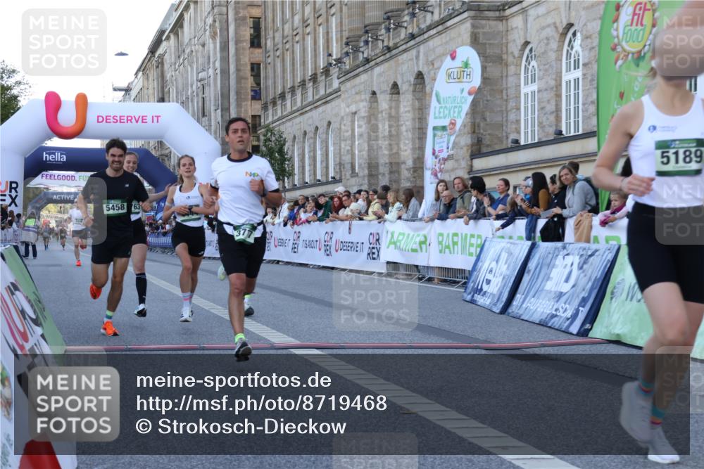 07.09.2025 - BARMER Alsterlauf Strokosch-Dieckow http://msf.ph/oto/8719468 07.09.2025 09:38:49 Ziel 2613, 3717, 4444, 4763, 5189, 5274, 5393, 5394, 5458, 5546 meine-sportfotos.de