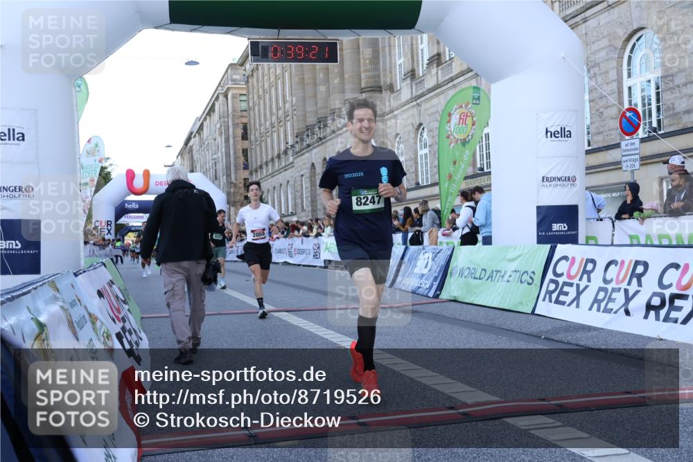 07.09.2025 - BARMER Alsterlauf Strokosch-Dieckow http://msf.ph/oto/8719526 07.09.2025 09:39:19 Ziel 2058, 3124, 3380, 4037, 4526, 4627, 5995, 6172, 8247, 8343, 8476 meine-sportfotos.de