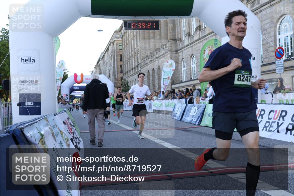 07.09.2025 - BARMER Alsterlauf Strokosch-Dieckow http://msf.ph/oto/8719527 07.09.2025 09:39:19 Ziel 2058, 3124, 3380, 4037, 4526, 4627, 5995, 6172, 8247, 8343, 8476 meine-sportfotos.de