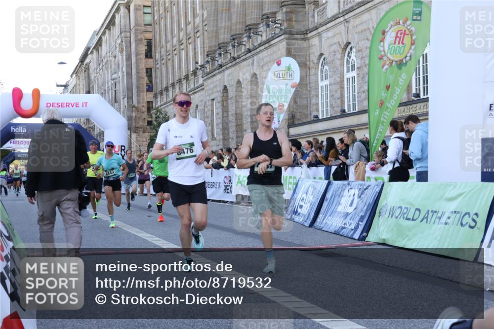 07.09.2025 - BARMER Alsterlauf Strokosch-Dieckow http://msf.ph/oto/8719532 07.09.2025 09:39:21 Ziel 2058, 3124, 3380, 3670, 4037, 4526, 4627, 4695, 5965, 5995, 6172, 8247, 8343, 8476 meine-sportfotos.de