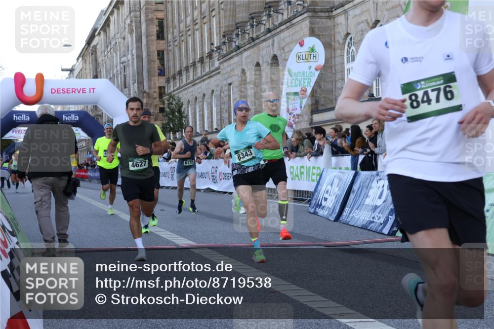 07.09.2025 - BARMER Alsterlauf Strokosch-Dieckow http://msf.ph/oto/8719538 07.09.2025 09:39:22 Ziel 2058, 3124, 3380, 3670, 4037, 4526, 4627, 4695, 5964, 5965, 5995, 6172, 8247, 8343, 8476 meine-sportfotos.de