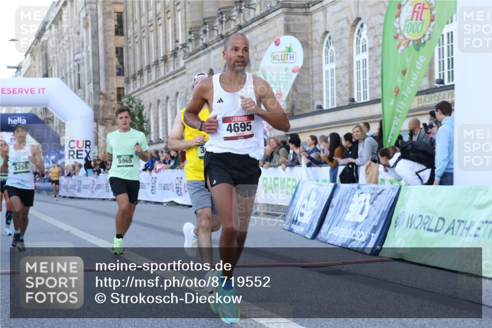 07.09.2025 - BARMER Alsterlauf Strokosch-Dieckow http://msf.ph/oto/8719552 07.09.2025 09:39:27 Ziel 3124, 3380, 3670, 4526, 4627, 4676, 4695, 5790, 5964, 5965, 5995, 6172, 6308, 8343 meine-sportfotos.de
