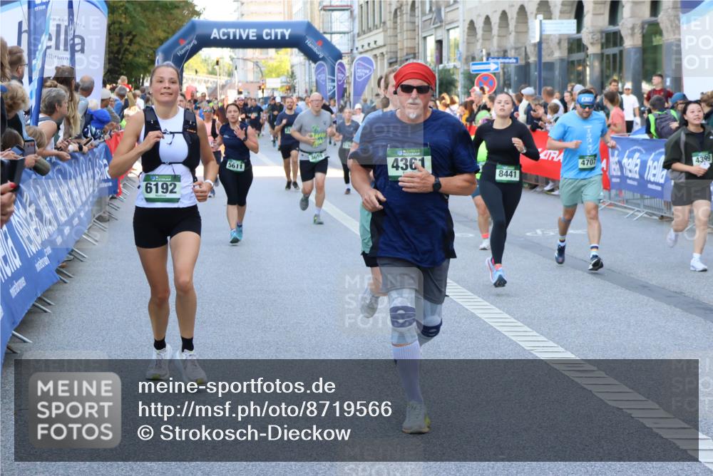 07.09.2025 - BARMER Alsterlauf Strokosch-Dieckow http://msf.ph/oto/8719566 07.09.2025 10:02:08 Ziel 2036, 2138, 2273, 2274, 2444, 2518, 2589, 2595, 2623, 2693, 2726, 2880, 2902, 2952, 3082, 3111, 3113, 3210, 3226, 3235, 3253, 3747, 3937, 3967, 4038, 4085, 4163, 4266, 4329, 4411, 4454, 4476, 4493, 4494, 4574, 4735, 4861, 4982, 5221, 5259, 5328, 5454, 5482, 5540, 5556, 5580, 5590, 5636, 5672, 5699, 5794, 5809, 5859, 6147, 6155, 6164, 8029, 8036, 8420, 8429 meine-sportfotos.de