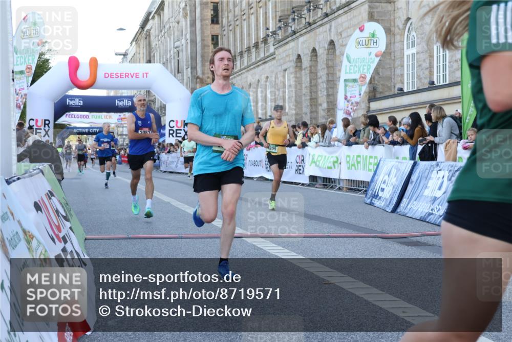 07.09.2025 - BARMER Alsterlauf Strokosch-Dieckow http://msf.ph/oto/8719571 07.09.2025 09:39:34 Ziel 2083, 3598, 3633, 4521, 4676, 5080, 5790, 5964, 6209, 6308 meine-sportfotos.de