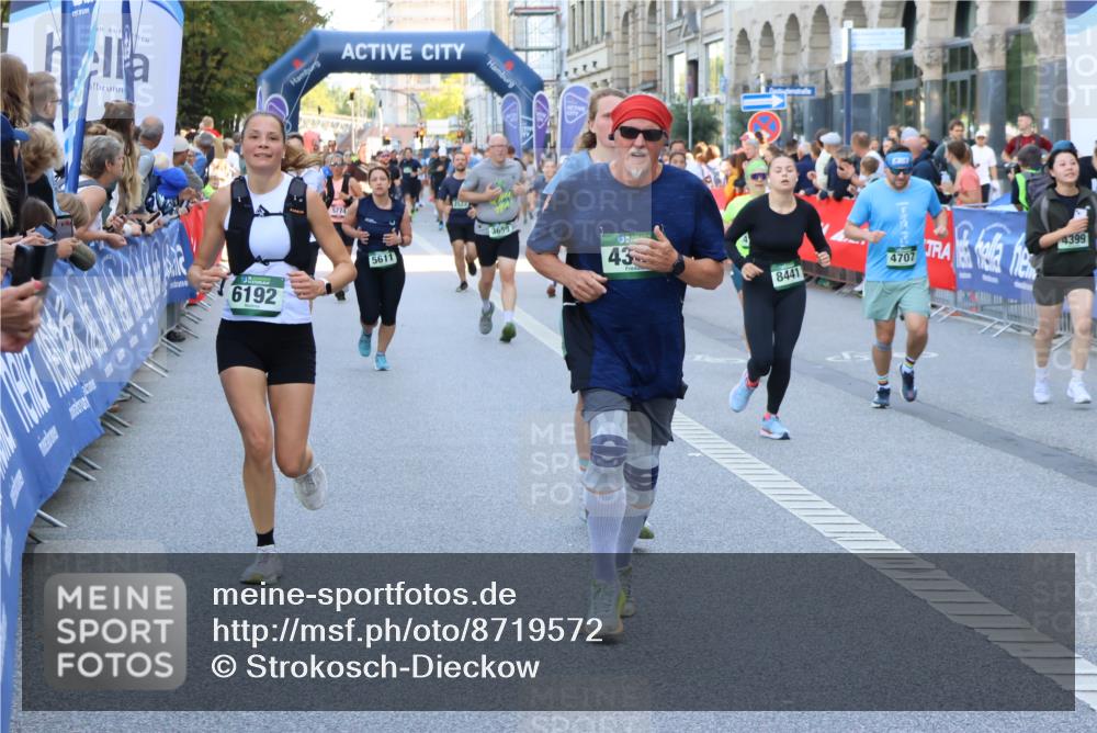 07.09.2025 - BARMER Alsterlauf Strokosch-Dieckow http://msf.ph/oto/8719572 07.09.2025 10:02:08 Ziel 2036, 2138, 2273, 2274, 2444, 2518, 2589, 2595, 2623, 2693, 2726, 2880, 2902, 2952, 3082, 3111, 3113, 3210, 3226, 3235, 3253, 3747, 3937, 3967, 4038, 4085, 4163, 4266, 4329, 4411, 4454, 4476, 4493, 4494, 4574, 4735, 4861, 4982, 5221, 5259, 5328, 5454, 5482, 5540, 5556, 5580, 5590, 5636, 5672, 5699, 5794, 5809, 5859, 6147, 6155, 6164, 8029, 8036, 8420, 8429 meine-sportfotos.de