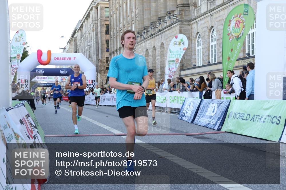 07.09.2025 - BARMER Alsterlauf Strokosch-Dieckow http://msf.ph/oto/8719573 07.09.2025 09:39:34 Ziel 2083, 3598, 3633, 4521, 4676, 5080, 5790, 5964, 6209, 6308 meine-sportfotos.de
