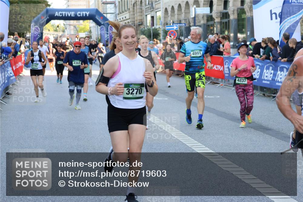 07.09.2025 - BARMER Alsterlauf Strokosch-Dieckow http://msf.ph/oto/8719603 07.09.2025 10:02:05 Ziel 2036, 2138, 2217, 2273, 2274, 2346, 2444, 2518, 2589, 2595, 2623, 2693, 2726, 2880, 2885, 2902, 2952, 3082, 3111, 3113, 3210, 3226, 3235, 3253, 3375, 3747, 3865, 3937, 3967, 4038, 4163, 4266, 4329, 4411, 4454, 4476, 4493, 4494, 4574, 4735, 4823, 4861, 4982, 5259, 5328, 5454, 5482, 5512, 5540, 5556, 5672, 5699, 5794, 5859, 6147, 6155, 8294, 8429 meine-sportfotos.de