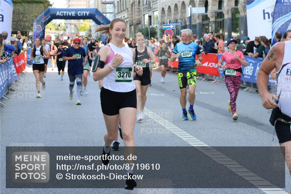07.09.2025 - BARMER Alsterlauf Strokosch-Dieckow http://msf.ph/oto/8719610 07.09.2025 10:02:05 Ziel 2036, 2138, 2217, 2273, 2274, 2346, 2444, 2518, 2589, 2595, 2623, 2693, 2726, 2880, 2885, 2902, 2952, 3082, 3111, 3113, 3210, 3226, 3235, 3253, 3375, 3747, 3865, 3937, 3967, 4038, 4163, 4266, 4329, 4411, 4454, 4476, 4493, 4494, 4574, 4735, 4823, 4861, 4982, 5259, 5328, 5454, 5482, 5512, 5540, 5556, 5672, 5699, 5794, 5859, 6147, 6155, 8294, 8429 meine-sportfotos.de