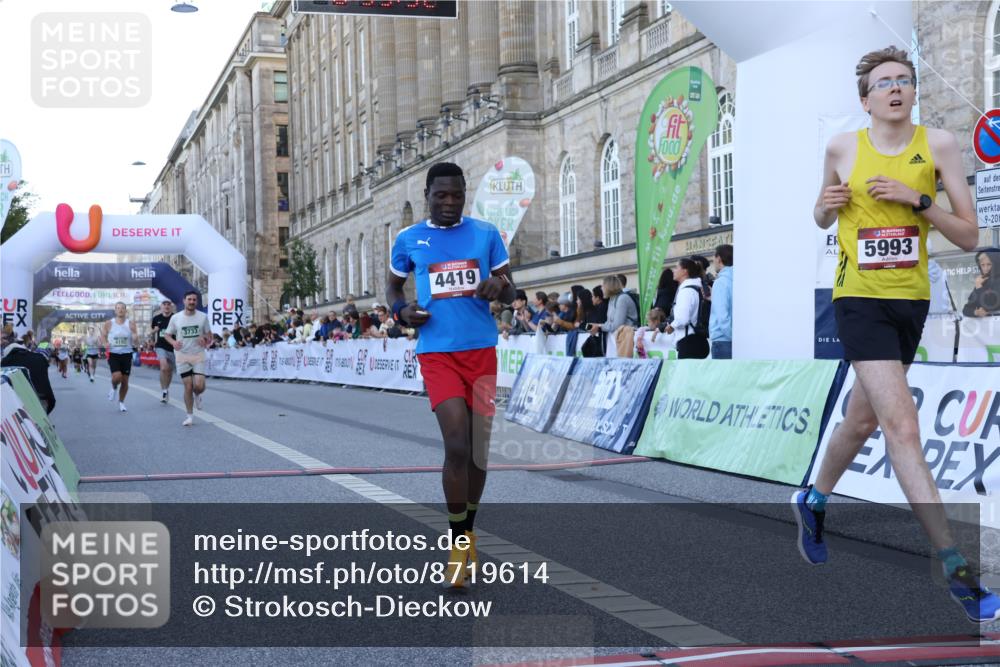 07.09.2025 - BARMER Alsterlauf Strokosch-Dieckow http://msf.ph/oto/8719614 07.09.2025 09:39:50 Ziel 3639, 3733, 3999, 4122, 4192, 4419, 5209, 5993 meine-sportfotos.de