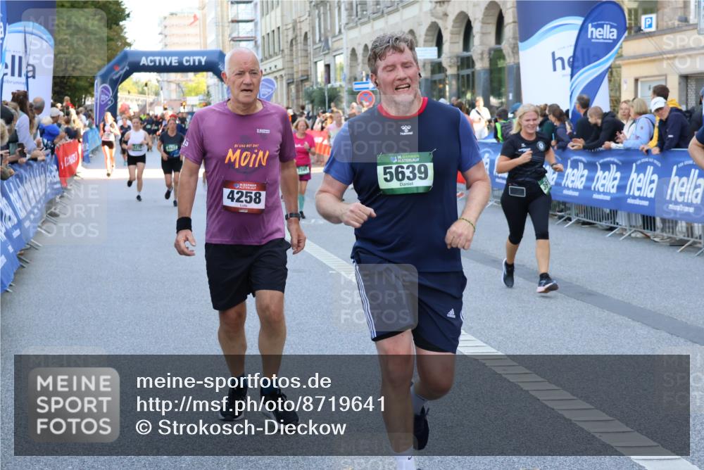 07.09.2025 - BARMER Alsterlauf Strokosch-Dieckow http://msf.ph/oto/8719641 07.09.2025 10:01:59 Ziel 2036, 2217, 2273, 2274, 2346, 2347, 2589, 2595, 2623, 2693, 2726, 2766, 2811, 2885, 2902, 2952, 3082, 3210, 3226, 3235, 3375, 3431, 3498, 3747, 3826, 3865, 3937, 3967, 4027, 4038, 4170, 4232, 4266, 4411, 4454, 4823, 4861, 4982, 5259, 5312, 5482, 5512, 5540, 5556, 5672, 5794, 5857, 5859, 5891, 6058, 6147, 6155, 8010, 8215, 8261, 8294, 8429 meine-sportfotos.de