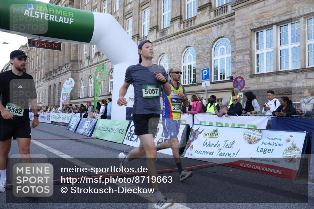 07.09.2025 - BARMER Alsterlauf Strokosch-Dieckow http://msf.ph/oto/8719663 07.09.2025 09:40:12 Ziel 2309, 2401, 2658, 3701, 4639, 5057, 5582, 5863, 5931 meine-sportfotos.de