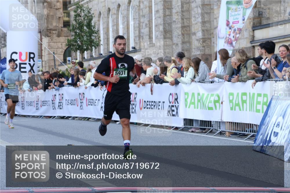 07.09.2025 - BARMER Alsterlauf Strokosch-Dieckow http://msf.ph/oto/8719672 07.09.2025 09:40:17 Ziel 2658, 4639, 4645, 4747, 4916, 5863, 5931, 6309, 8437 meine-sportfotos.de