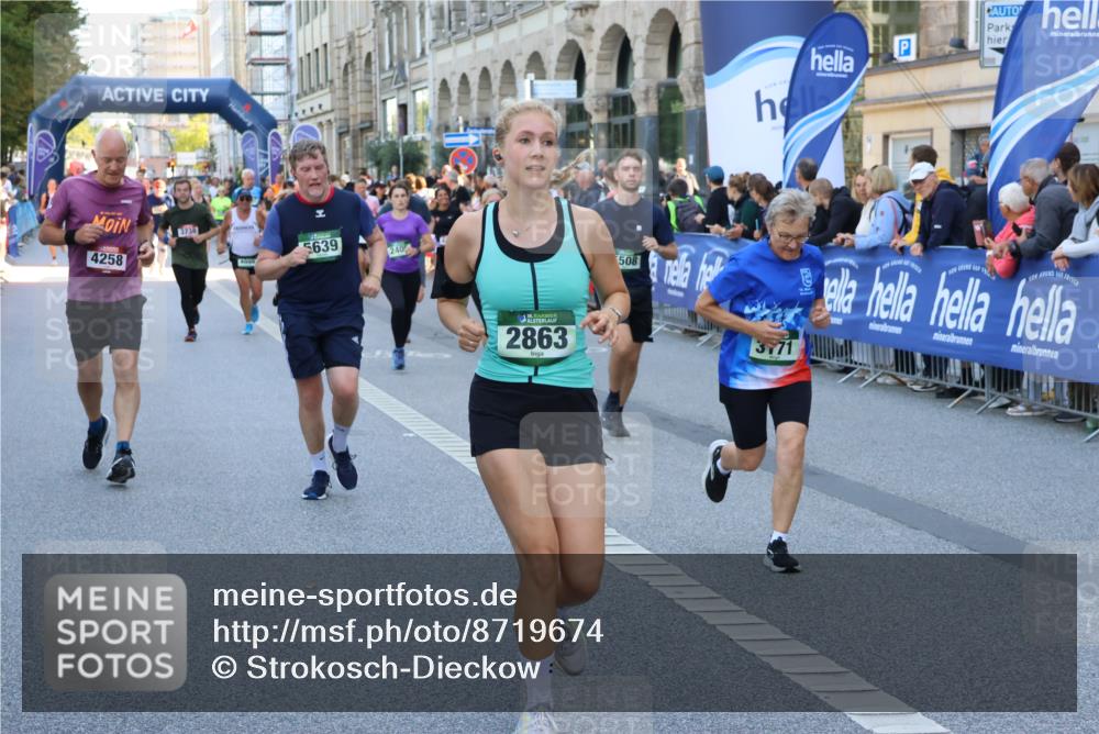 07.09.2025 - BARMER Alsterlauf Strokosch-Dieckow http://msf.ph/oto/8719674 07.09.2025 10:01:57 Ziel 2036, 2217, 2273, 2274, 2346, 2347, 2589, 2595, 2623, 2667, 2675, 2693, 2726, 2766, 2811, 2885, 2902, 2952, 3082, 3210, 3226, 3235, 3375, 3431, 3498, 3747, 3826, 3865, 3937, 3967, 4027, 4038, 4170, 4232, 4266, 4411, 4454, 4557, 4823, 4861, 5312, 5482, 5512, 5540, 5556, 5672, 5857, 5891, 6058, 6091, 6147, 6155, 8010, 8215, 8261, 8294, 8429 meine-sportfotos.de