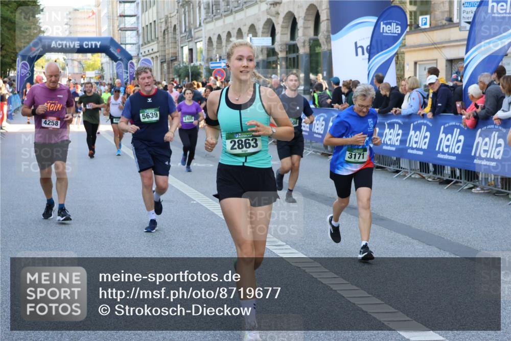 07.09.2025 - BARMER Alsterlauf Strokosch-Dieckow http://msf.ph/oto/8719677 07.09.2025 10:01:57 Ziel 2036, 2217, 2273, 2274, 2346, 2347, 2589, 2595, 2623, 2667, 2675, 2693, 2726, 2766, 2811, 2885, 2902, 2952, 3082, 3210, 3226, 3235, 3375, 3431, 3498, 3747, 3826, 3865, 3937, 3967, 4027, 4038, 4170, 4232, 4266, 4411, 4454, 4557, 4823, 4861, 5312, 5482, 5512, 5540, 5556, 5672, 5857, 5891, 6058, 6091, 6147, 6155, 8010, 8215, 8261, 8294, 8429 meine-sportfotos.de