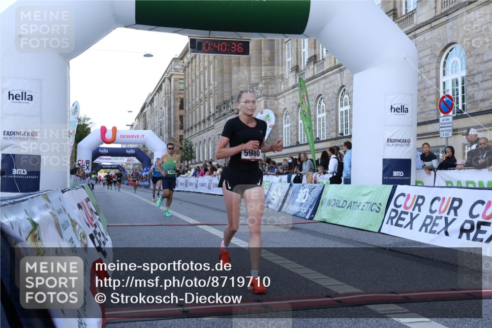 07.09.2025 - BARMER Alsterlauf Strokosch-Dieckow http://msf.ph/oto/8719710 07.09.2025 09:40:34 Ziel 2680, 3467, 3669, 5785, 5980, 6212, 8409 meine-sportfotos.de