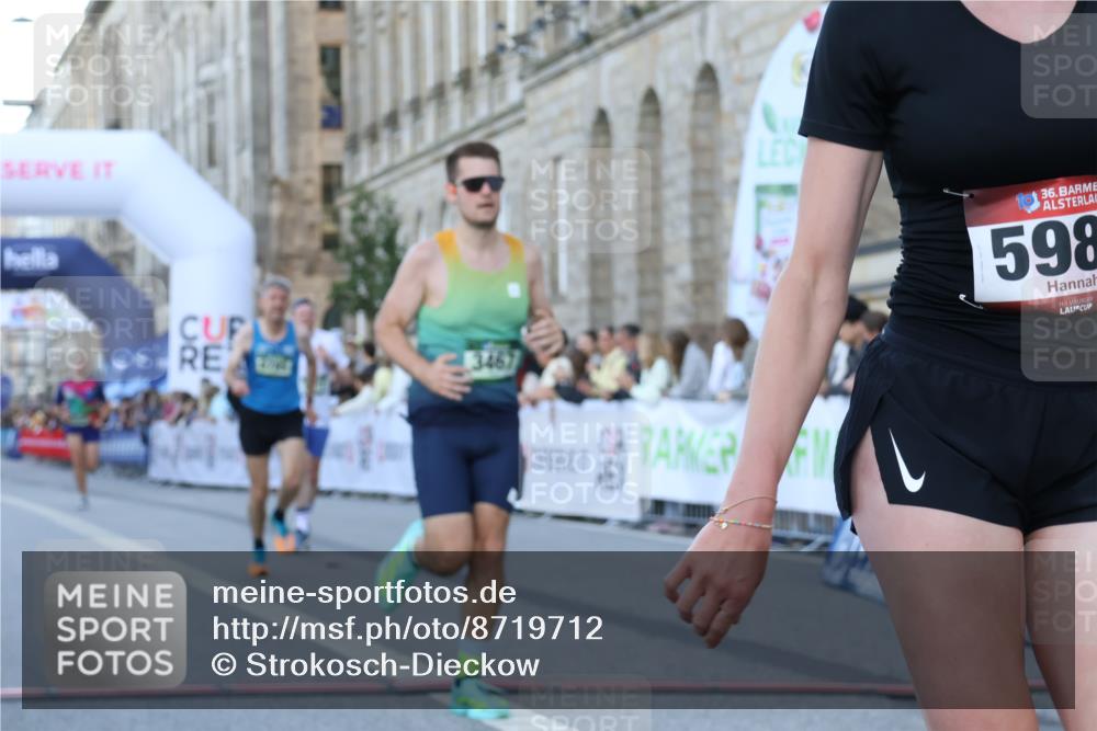 07.09.2025 - BARMER Alsterlauf Strokosch-Dieckow http://msf.ph/oto/8719712 07.09.2025 09:40:35 Ziel 2680, 3467, 3669, 5142, 5785, 5980, 6212, 8409 meine-sportfotos.de