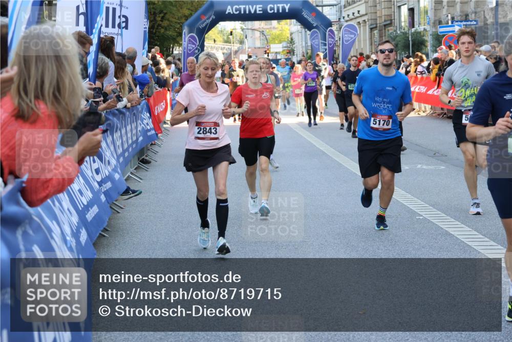 07.09.2025 - BARMER Alsterlauf Strokosch-Dieckow http://msf.ph/oto/8719715 07.09.2025 10:01:51 Ziel 2217, 2274, 2346, 2347, 2522, 2589, 2667, 2675, 2693, 2766, 2774, 2811, 2885, 2902, 2952, 3226, 3235, 3282, 3375, 3431, 3498, 3524, 3659, 3747, 3762, 3826, 3865, 3937, 4027, 4170, 4232, 4266, 4454, 4557, 4823, 4861, 5093, 5181, 5312, 5512, 5540, 5556, 5774, 5857, 5891, 6058, 6091, 6147, 6155, 8010, 8215, 8261, 8294, 8429, 8441 meine-sportfotos.de