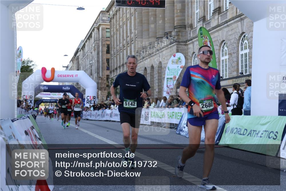 07.09.2025 - BARMER Alsterlauf Strokosch-Dieckow http://msf.ph/oto/8719732 07.09.2025 09:40:42 Ziel 2358, 2680, 2914, 5142, 5785, 6212, 8173, 8337 meine-sportfotos.de