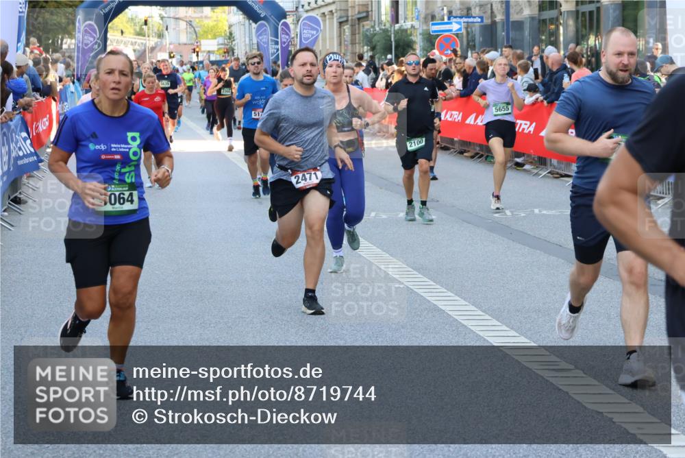07.09.2025 - BARMER Alsterlauf Strokosch-Dieckow http://msf.ph/oto/8719744 07.09.2025 10:01:47 Ziel 2217, 2346, 2347, 2522, 2667, 2675, 2766, 2774, 2811, 2885, 3282, 3375, 3431, 3498, 3524, 3659, 3762, 3826, 3865, 4027, 4170, 4232, 4399, 4557, 4707, 4708, 4823, 5056, 5093, 5181, 5312, 5512, 5611, 5774, 5852, 5857, 5891, 6058, 6091, 6192, 8010, 8035, 8215, 8261, 8294, 8441 meine-sportfotos.de