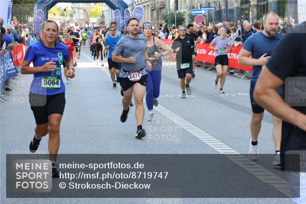 07.09.2025 - BARMER Alsterlauf Strokosch-Dieckow http://msf.ph/oto/8719747 07.09.2025 10:01:47 Ziel 2217, 2346, 2347, 2522, 2667, 2675, 2766, 2774, 2811, 2885, 3282, 3375, 3431, 3498, 3524, 3659, 3762, 3826, 3865, 4027, 4170, 4232, 4399, 4557, 4707, 4708, 4823, 5056, 5093, 5181, 5312, 5512, 5611, 5774, 5852, 5857, 5891, 6058, 6091, 6192, 8010, 8035, 8215, 8261, 8294, 8441 meine-sportfotos.de