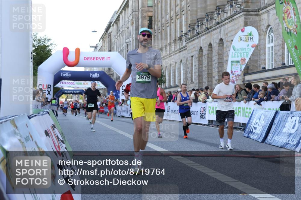 07.09.2025 - BARMER Alsterlauf Strokosch-Dieckow http://msf.ph/oto/8719764 07.09.2025 09:40:56 Ziel 2017, 3296, 3673, 3979, 4005, 5143, 5243, 5525, 5635, 6040 meine-sportfotos.de