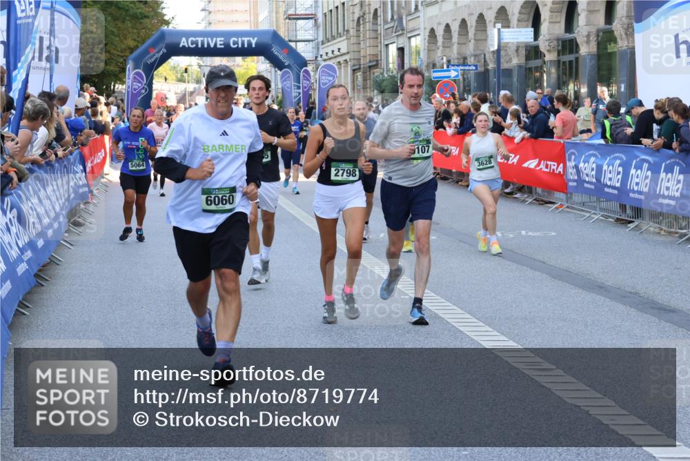 07.09.2025 - BARMER Alsterlauf Strokosch-Dieckow http://msf.ph/oto/8719774 07.09.2025 10:01:44 Ziel 2347, 2522, 2667, 2675, 2766, 2774, 2811, 3270, 3282, 3431, 3498, 3524, 3659, 3762, 3826, 4027, 4170, 4232, 4361, 4399, 4557, 4707, 4708, 4837, 5056, 5093, 5181, 5279, 5312, 5611, 5774, 5852, 5857, 5891, 6058, 6091, 6182, 6192, 6220, 8010, 8035, 8215, 8261, 8441 meine-sportfotos.de