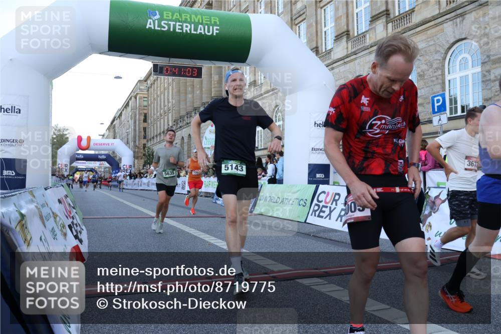 07.09.2025 - BARMER Alsterlauf Strokosch-Dieckow http://msf.ph/oto/8719775 07.09.2025 09:41:01 Ziel 2017, 3296, 3673, 3979, 4005, 5143, 5525, 5528, 5635, 6104, 8424 meine-sportfotos.de