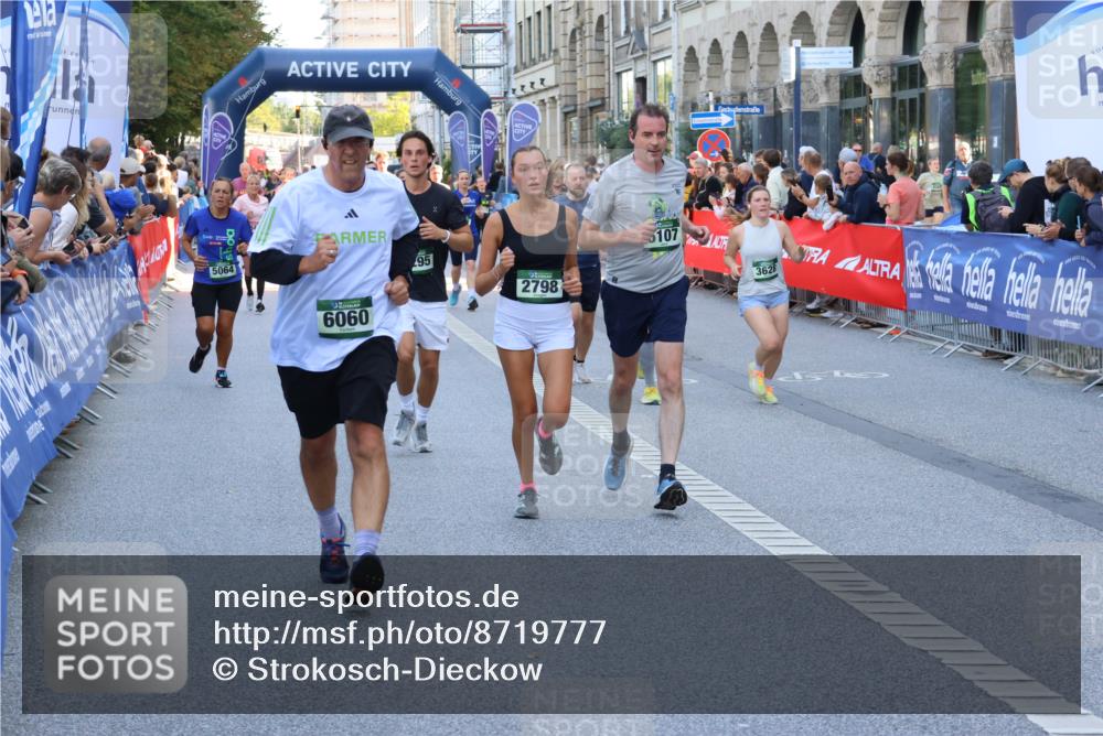 07.09.2025 - BARMER Alsterlauf Strokosch-Dieckow http://msf.ph/oto/8719777 07.09.2025 10:01:43 Ziel 2522, 2667, 2675, 2766, 2774, 3270, 3282, 3524, 3659, 3762, 3826, 4170, 4232, 4361, 4399, 4557, 4707, 4708, 4837, 4847, 5056, 5093, 5181, 5279, 5611, 5774, 5852, 5891, 6058, 6091, 6182, 6192, 6220, 8010, 8035, 8215, 8261, 8441 meine-sportfotos.de