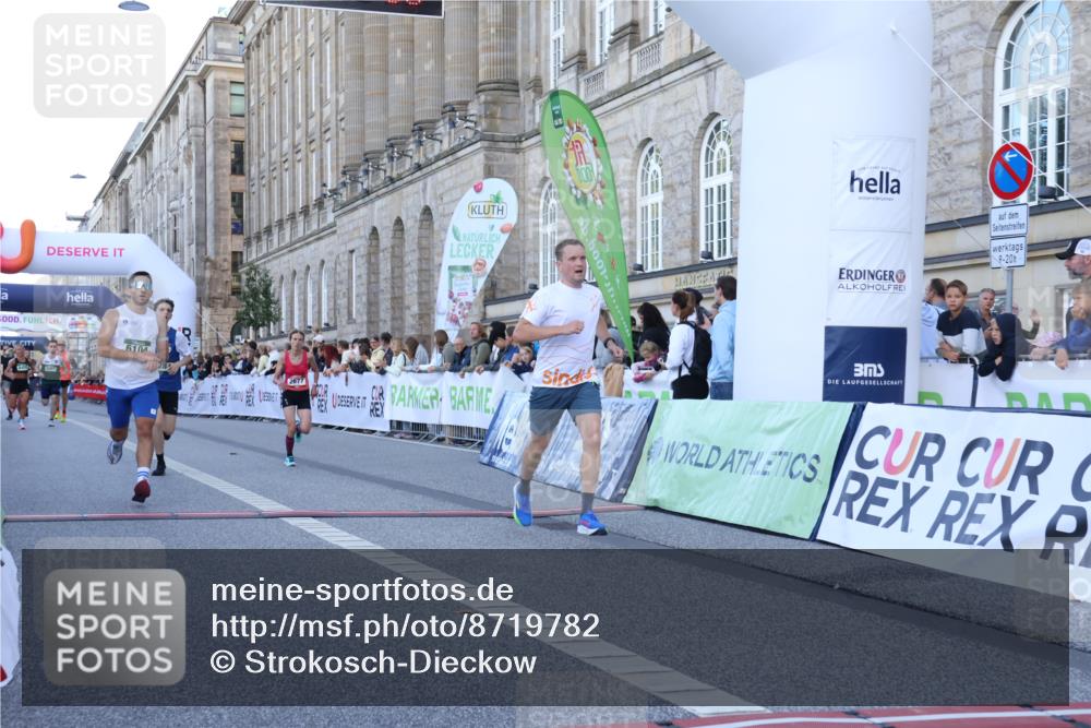 07.09.2025 - BARMER Alsterlauf Strokosch-Dieckow http://msf.ph/oto/8719782 07.09.2025 09:41:06 Ziel 2583, 2677, 3296, 4305, 4307, 4498, 5210, 5392, 5528, 5635, 6104, 6307, 8424, 8435, 8455 meine-sportfotos.de