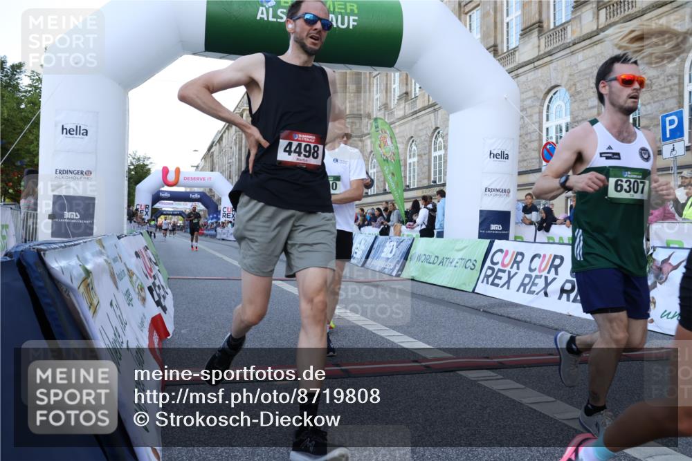 07.09.2025 - BARMER Alsterlauf Strokosch-Dieckow http://msf.ph/oto/8719808 07.09.2025 09:41:14 Ziel 2583, 2677, 4305, 4307, 4498, 5210, 5392, 6307, 8232, 8435, 8455 meine-sportfotos.de
