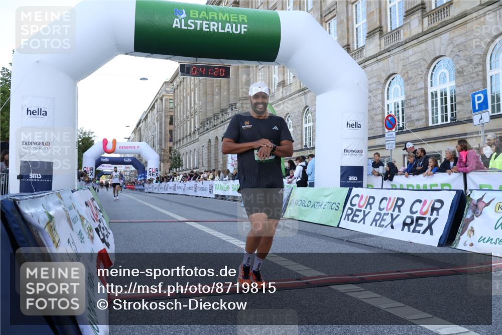 07.09.2025 - BARMER Alsterlauf Strokosch-Dieckow http://msf.ph/oto/8719815 07.09.2025 09:41:19 Ziel 3852, 8232 meine-sportfotos.de