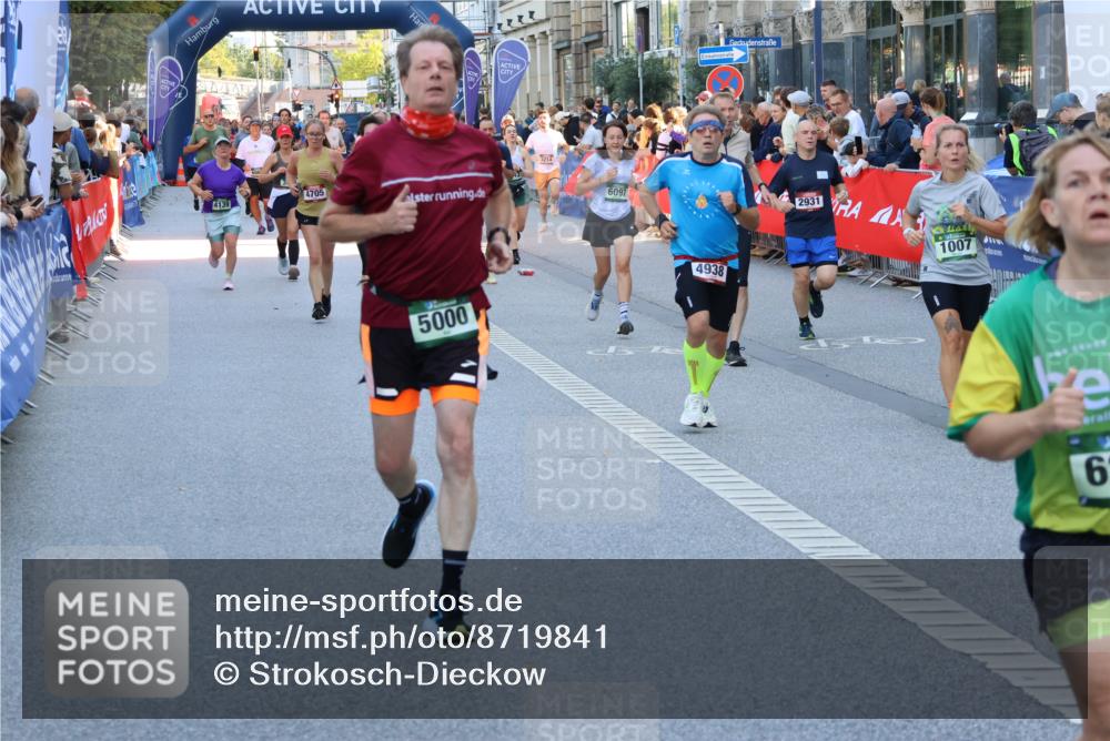 07.09.2025 - BARMER Alsterlauf Strokosch-Dieckow http://msf.ph/oto/8719841 07.09.2025 10:01:32 Ziel 2405, 2749, 2774, 2863, 2917, 3171, 3270, 3282, 3360, 3659, 3738, 3762, 3824, 3910, 4107, 4258, 4361, 4399, 4707, 4708, 4837, 4847, 4999, 5012, 5013, 5056, 5093, 5279, 5508, 5514, 5611, 5639, 5655, 5774, 5852, 6182, 6192, 6220, 6325, 8035, 8047, 8208, 8441 meine-sportfotos.de