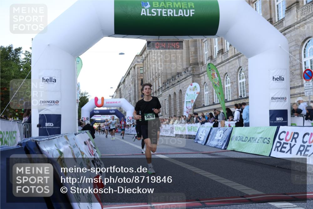 07.09.2025 - BARMER Alsterlauf Strokosch-Dieckow http://msf.ph/oto/8719846 07.09.2025 09:41:44 Ziel 2098, 3517, 4632, 5161, 5716, 5878, 6125, 8499 meine-sportfotos.de