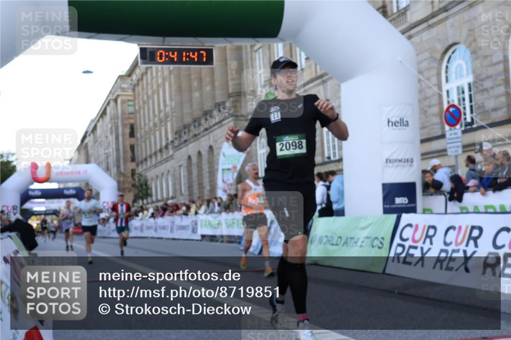 07.09.2025 - BARMER Alsterlauf Strokosch-Dieckow http://msf.ph/oto/8719851 07.09.2025 09:41:45 Ziel 2098, 3517, 4632, 5161, 5716, 5878, 6125, 8499 meine-sportfotos.de