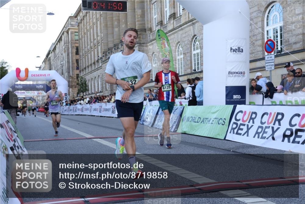 07.09.2025 - BARMER Alsterlauf Strokosch-Dieckow http://msf.ph/oto/8719858 07.09.2025 09:41:48 Ziel 2098, 2694, 3906, 4632, 5161, 5476, 5716, 5878, 6125 meine-sportfotos.de