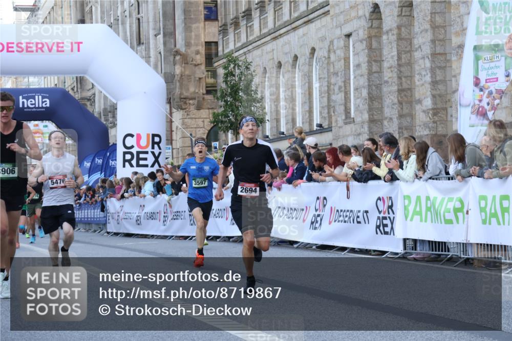 07.09.2025 - BARMER Alsterlauf Strokosch-Dieckow http://msf.ph/oto/8719867 07.09.2025 09:41:52 Ziel 2097, 2694, 3597, 3906, 4632, 4745, 5161, 5476, 5716, 6125, 6306, 8375 meine-sportfotos.de