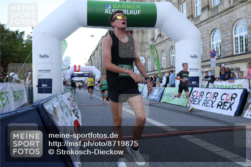 07.09.2025 - BARMER Alsterlauf Strokosch-Dieckow http://msf.ph/oto/8719875 07.09.2025 09:41:57 Ziel 2097, 2694, 3163, 3597, 3906, 4665, 4745, 5149, 5476, 6139, 6306, 8375 meine-sportfotos.de