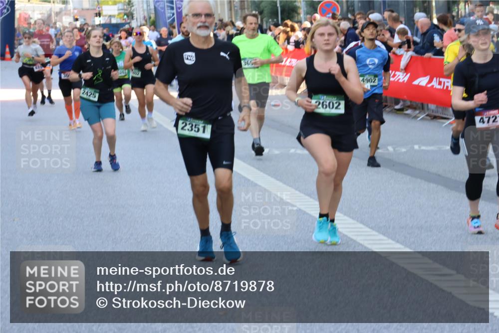 07.09.2025 - BARMER Alsterlauf Strokosch-Dieckow http://msf.ph/oto/8719878 07.09.2025 10:01:24 Ziel 2100, 2405, 2471, 2624, 2749, 2756, 2798, 2843, 2863, 2917, 3171, 3214, 3215, 3360, 3628, 3738, 3824, 3910, 4107, 4258, 4847, 4976, 4999, 5012, 5013, 5064, 5170, 5306, 5508, 5514, 5639, 5655, 6060, 6220, 6325, 8047, 8208, 8295 meine-sportfotos.de