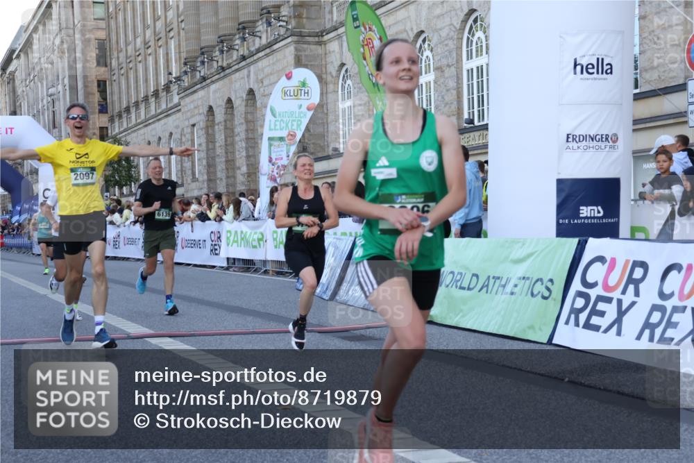 07.09.2025 - BARMER Alsterlauf Strokosch-Dieckow http://msf.ph/oto/8719879 07.09.2025 09:41:59 Ziel 2097, 2694, 3163, 3597, 3906, 4665, 4745, 5149, 5476, 6139, 6306, 8375 meine-sportfotos.de