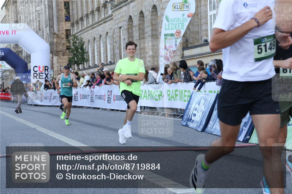 07.09.2025 - BARMER Alsterlauf Strokosch-Dieckow http://msf.ph/oto/8719884 07.09.2025 09:42:01 Ziel 2097, 3163, 3597, 4383, 4665, 4745, 5149, 6139, 6306, 8375 meine-sportfotos.de