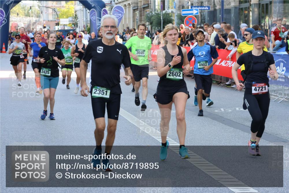 07.09.2025 - BARMER Alsterlauf Strokosch-Dieckow http://msf.ph/oto/8719895 07.09.2025 10:01:24 Ziel 2100, 2405, 2471, 2624, 2749, 2756, 2798, 2843, 2863, 2917, 3171, 3214, 3215, 3360, 3628, 3738, 3824, 3910, 4107, 4258, 4847, 4976, 4999, 5012, 5013, 5064, 5170, 5306, 5508, 5514, 5639, 5655, 6060, 6220, 6325, 8047, 8208, 8295 meine-sportfotos.de