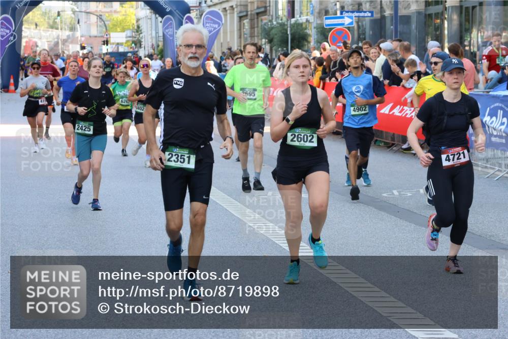 07.09.2025 - BARMER Alsterlauf Strokosch-Dieckow http://msf.ph/oto/8719898 07.09.2025 10:01:24 Ziel 2100, 2405, 2471, 2624, 2749, 2756, 2798, 2843, 2863, 2917, 3171, 3214, 3215, 3360, 3628, 3738, 3824, 3910, 4107, 4258, 4847, 4976, 4999, 5012, 5013, 5064, 5170, 5306, 5508, 5514, 5639, 5655, 6060, 6220, 6325, 8047, 8208, 8295 meine-sportfotos.de