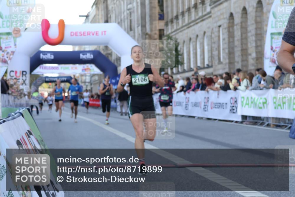 07.09.2025 - BARMER Alsterlauf Strokosch-Dieckow http://msf.ph/oto/8719899 07.09.2025 09:42:11 Ziel 2106, 2250, 3405, 4383, 4687, 5583, 5828 meine-sportfotos.de