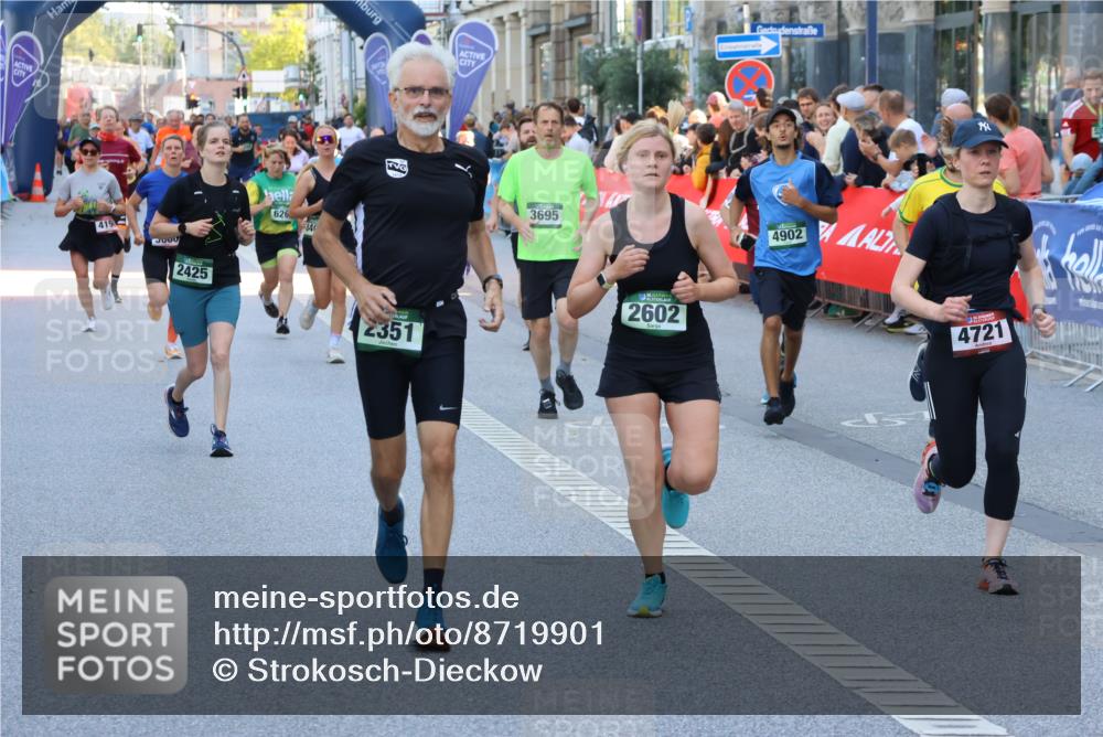 07.09.2025 - BARMER Alsterlauf Strokosch-Dieckow http://msf.ph/oto/8719901 07.09.2025 10:01:24 Ziel 2100, 2405, 2471, 2624, 2749, 2756, 2798, 2843, 2863, 2917, 3171, 3214, 3215, 3360, 3628, 3738, 3824, 3910, 4107, 4258, 4847, 4976, 4999, 5012, 5013, 5064, 5170, 5306, 5508, 5514, 5639, 5655, 6060, 6220, 6325, 8047, 8208, 8295 meine-sportfotos.de