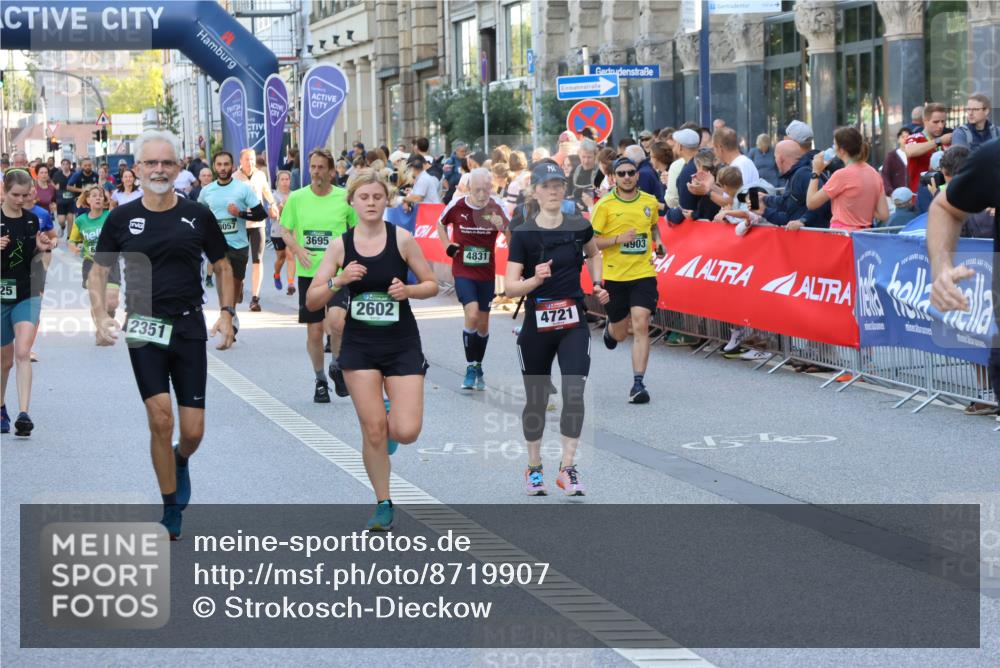 07.09.2025 - BARMER Alsterlauf Strokosch-Dieckow http://msf.ph/oto/8719907 07.09.2025 10:01:22 Ziel 2100, 2405, 2471, 2553, 2624, 2749, 2756, 2798, 2843, 2863, 2917, 3008, 3171, 3214, 3215, 3360, 3628, 3738, 3824, 3910, 4107, 4258, 4976, 4999, 5012, 5013, 5064, 5170, 5220, 5306, 5508, 5514, 5639, 5655, 6060, 6325, 8047, 8208, 8295 meine-sportfotos.de